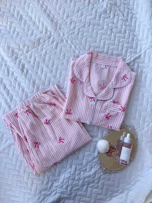 Pijama de moñitos