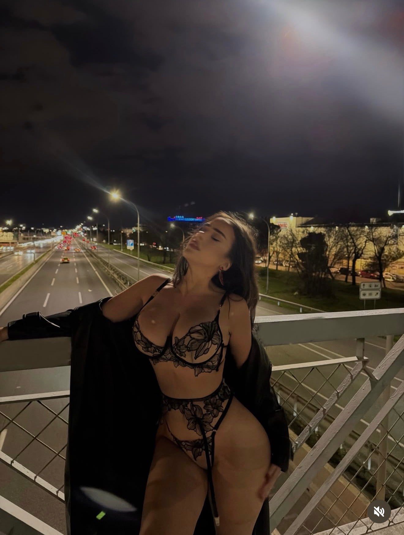 Set Aura