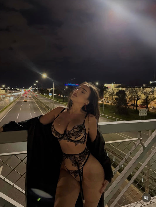 Set Aura