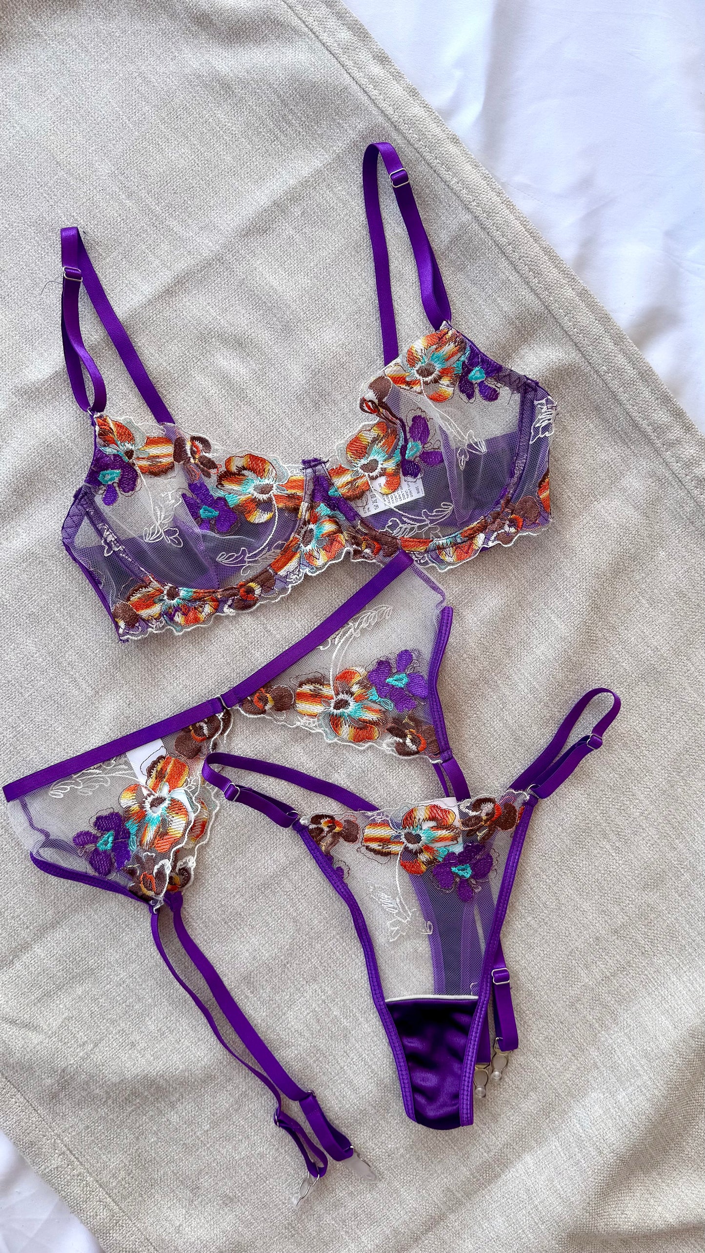 Set Danae
