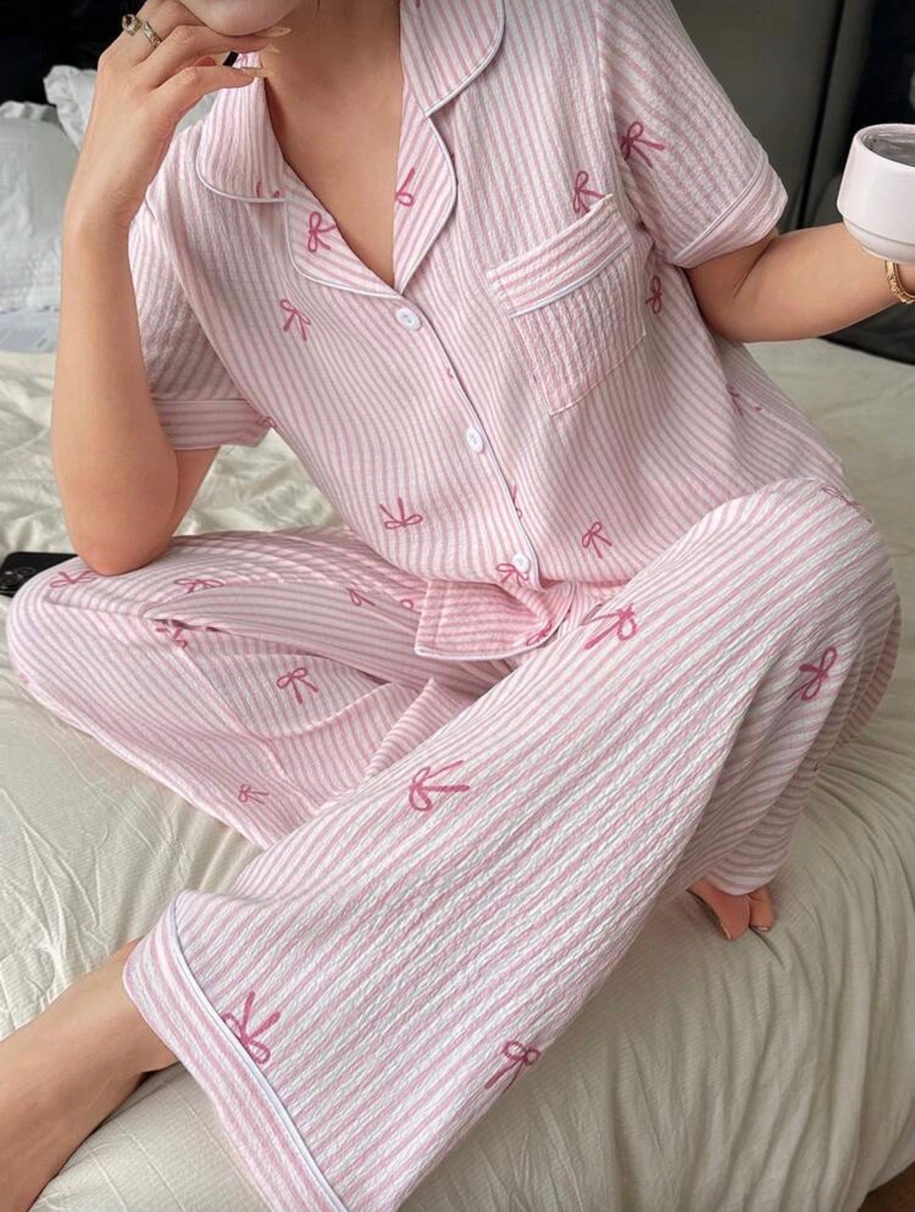 Pijama de moñitos